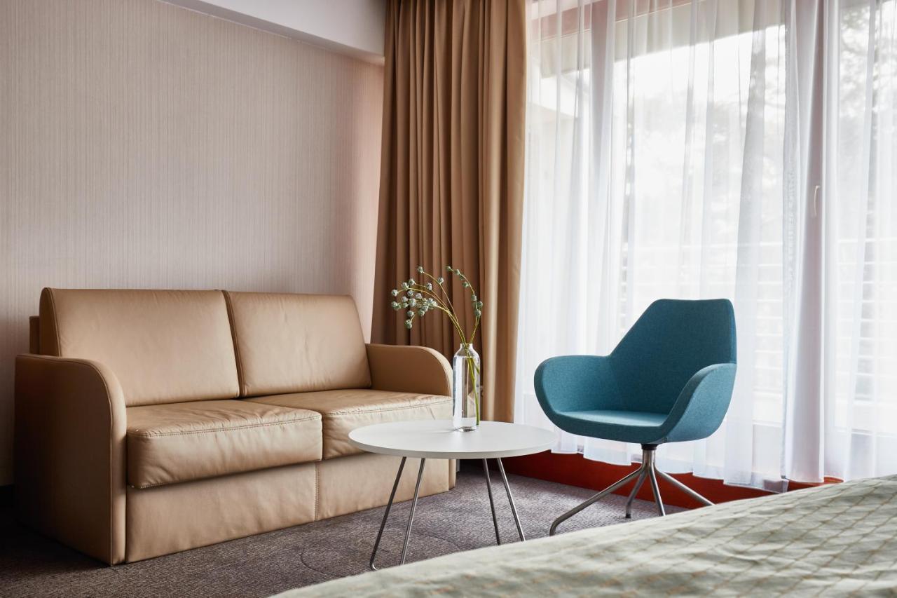 Hotel Dom Zdrojowy Resort & Spa - Destigo Hotels 야스타르니아 외부 사진