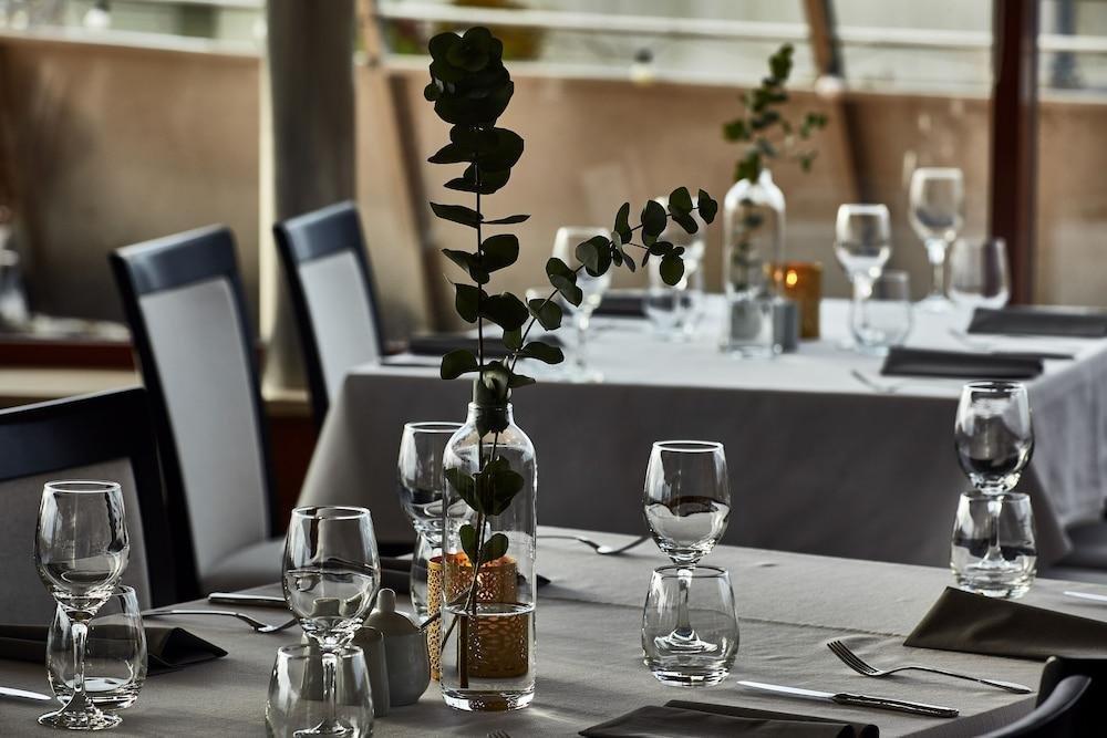 Hotel Dom Zdrojowy Resort & Spa - Destigo Hotels 야스타르니아 외부 사진